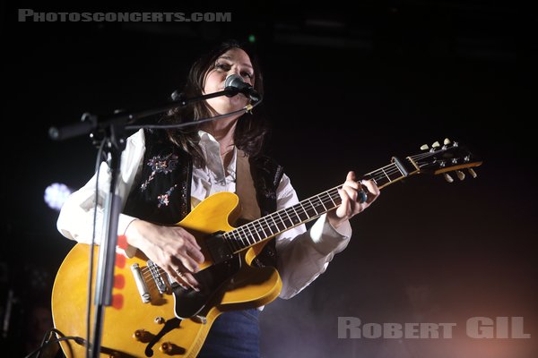 THE STAVES - 2024-05-13 - PARIS - Petit Bain - 